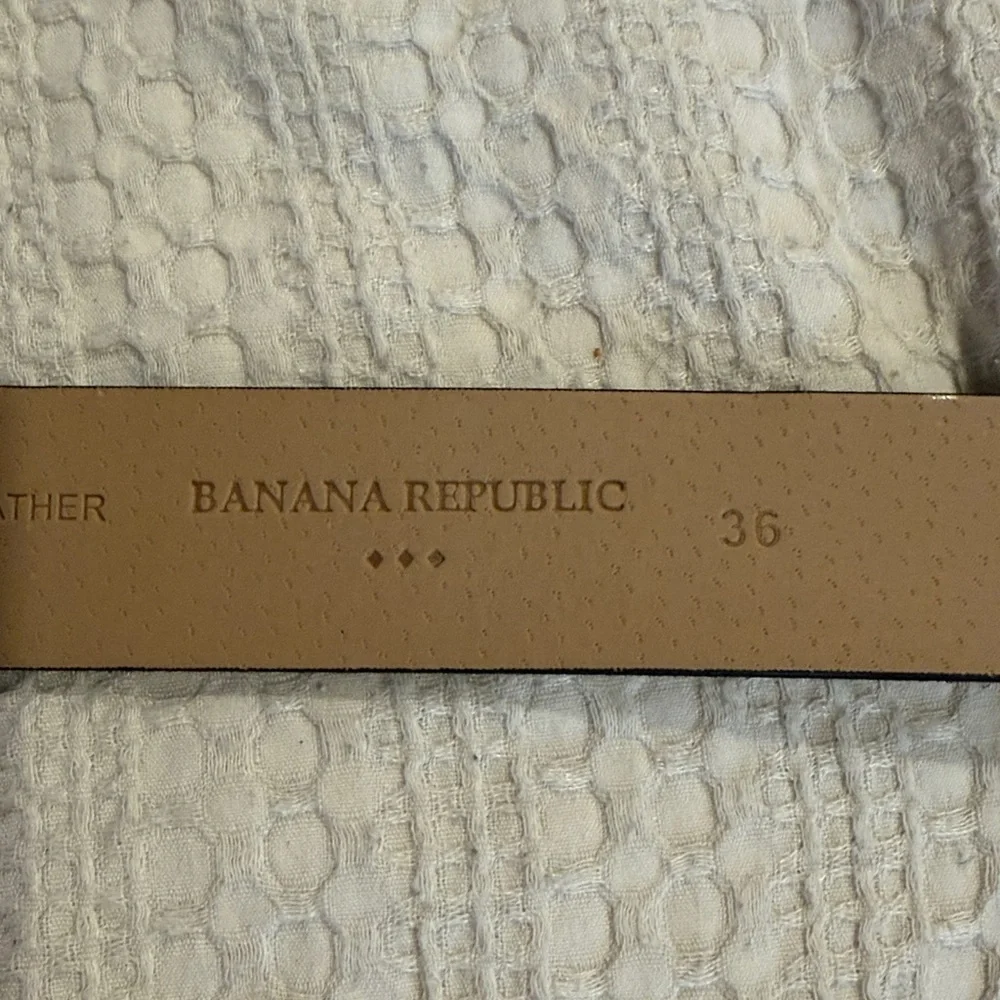 Banana Republic Gray Suede Leather Belt Size 36 (B1)